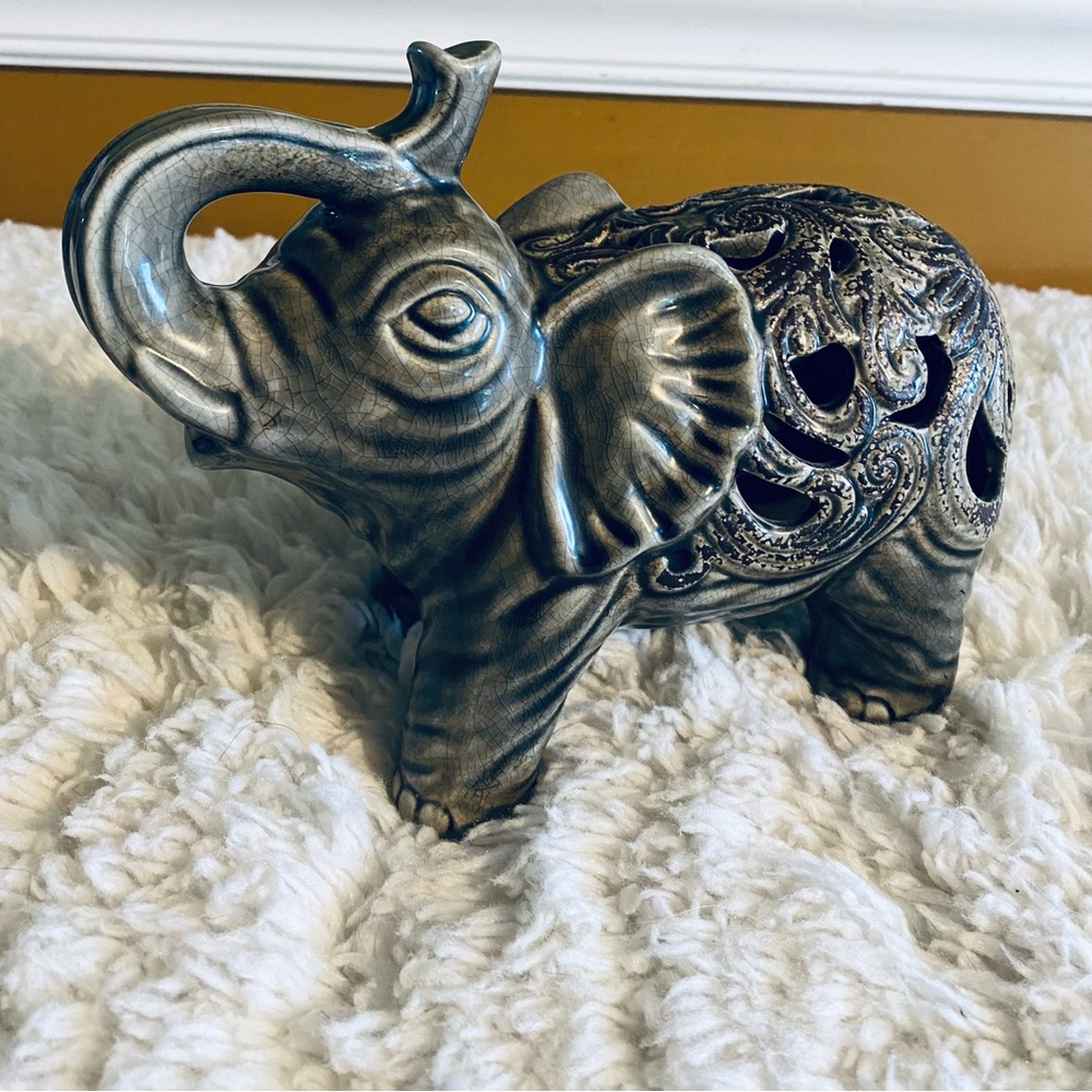 Ceramic elephant